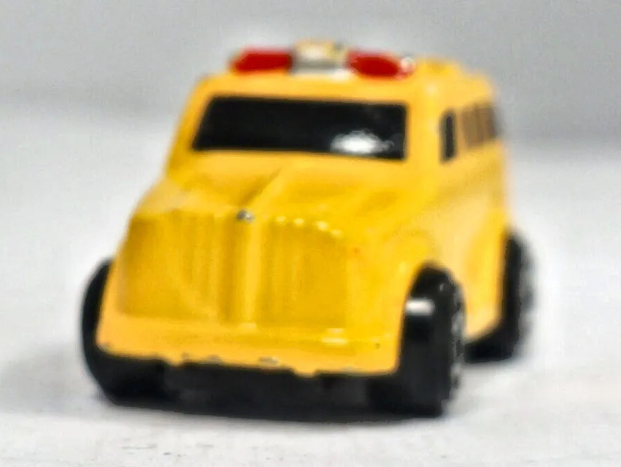 Suv Soma 1:64 2 Luzak Żółty – zdjęcie 5