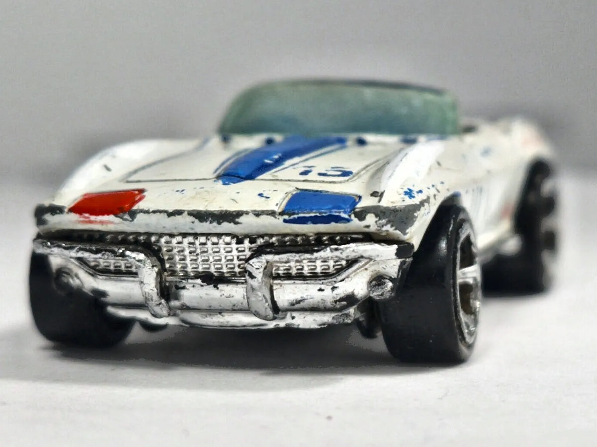 '65 CORVETTE, Hot Wheels 1999, Die cast E24, Biały, 1:64, Resoraki – zdjęcie 5
