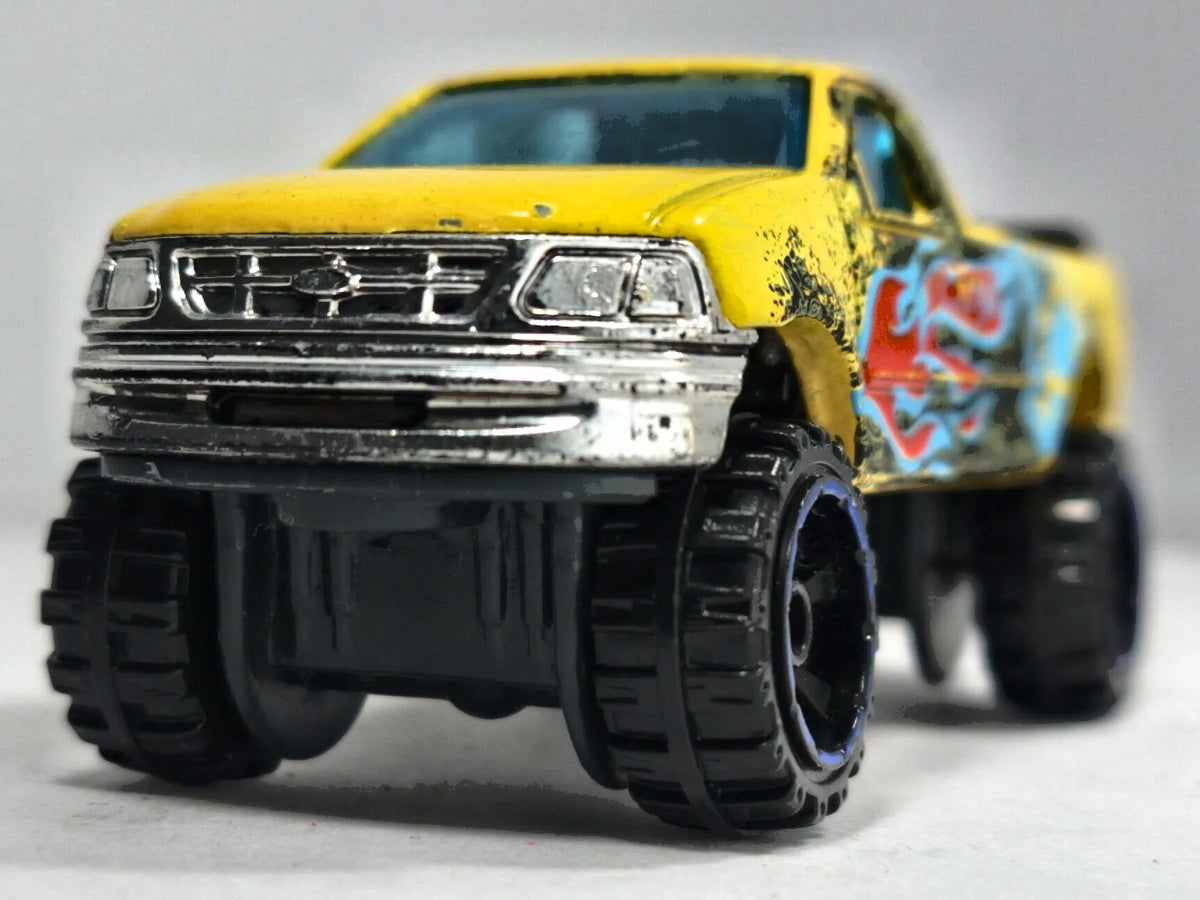 1997 FORD F-150 Hot Wheels Żółty 1:64 – zdjęcie 5