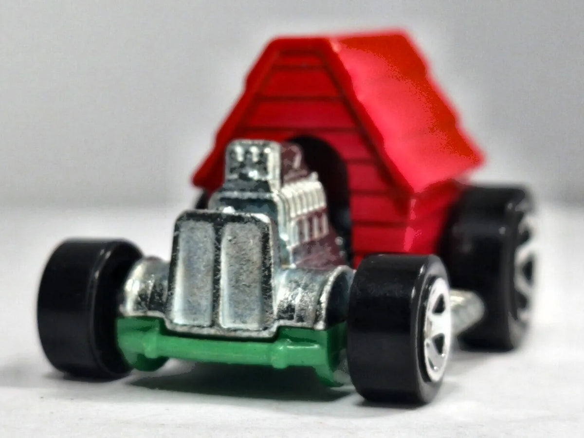 SNOOPY Mainline Hot Wheels 2014 Czerwony 1:64 – zdjęcie 5