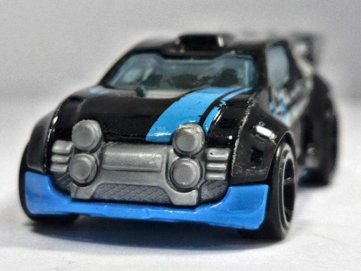 Fast 4Wd Hot Wheels 2001 1:64 HW Checkmate Luzak Czarny „Pawn” – zdjęcie 5