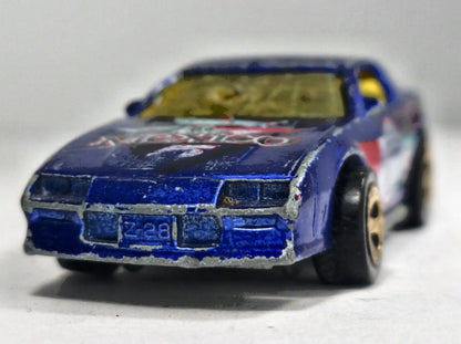 Chevrolet Camaro Hot Wheels 1983 The Hot Ones 1:64 Mexico Luzak 2xMetal – zdjęcie 5