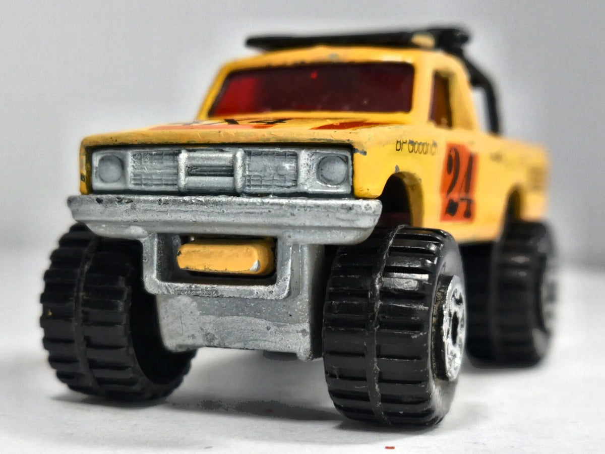 4X4 Open Back Truck Matchbox 1981 Żółty 1:64 Made in Macau – zdjęcie 5