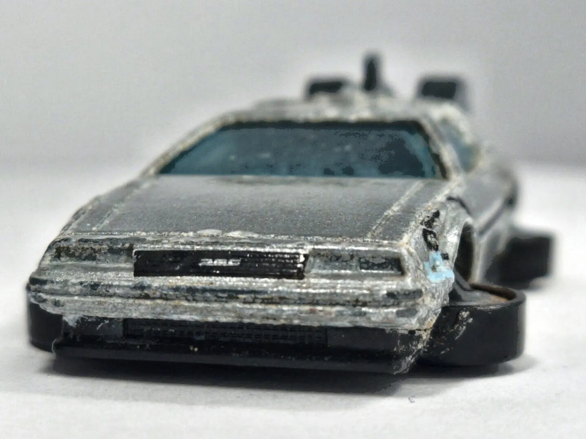 DeLorean DMC-12 Time Machine Hot Wheels 2015 HW Screen Time 1:64 Luzak – zdjęcie 5