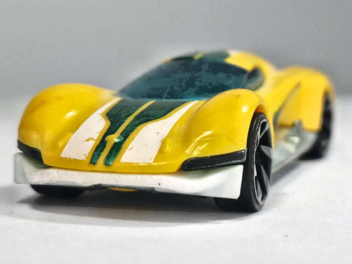 CRESCENDO, Hot Wheels 2016, Die cast DIX04, Żółty, 1:64, Resoraki – zdjęcie 5