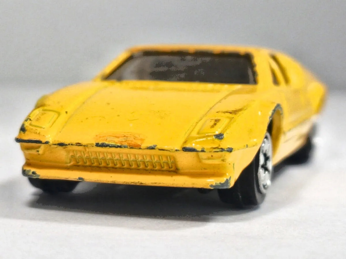De Tomaso Pantera Vintag Welly Żółty 1:59 – zdjęcie 5