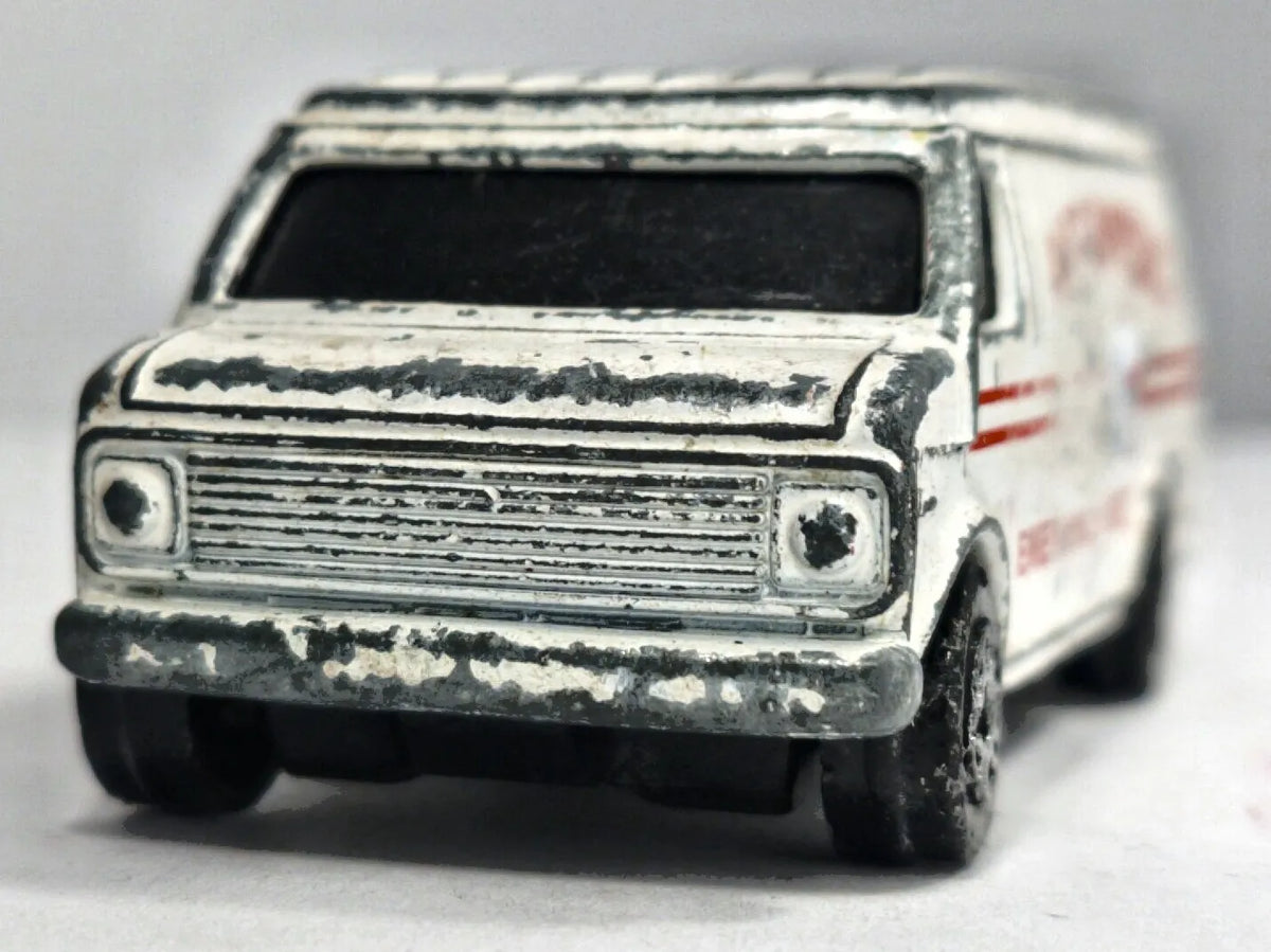 CHEVROLET G-SERIES VAN PARAMEDIC Corgi '80 Biały 1:64 – zdjęcie 5