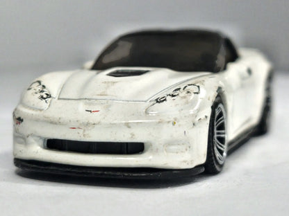 Chevrolet Corvette ZR1 Matchbox 2008 1:64 Luzak Biały – zdjęcie 5