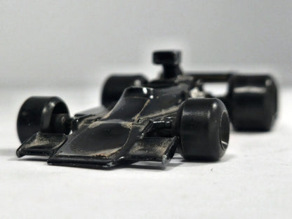 Lotus 79 Polistil 1:64 Bolid F1 Luzak Czarny – zdjęcie 5