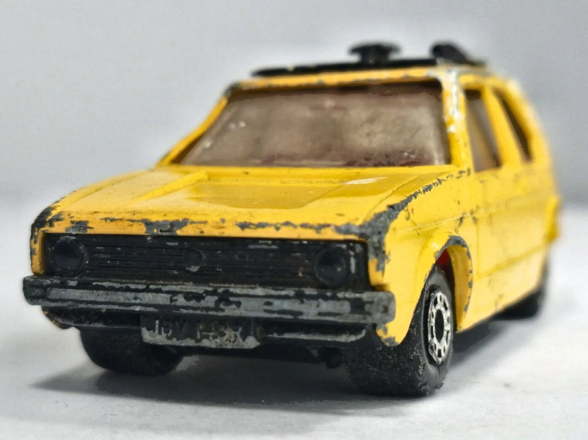 VW GOLF MK1 Superfast Matchbox 1976 Żółty 1:54 Made in England – zdjęcie 5