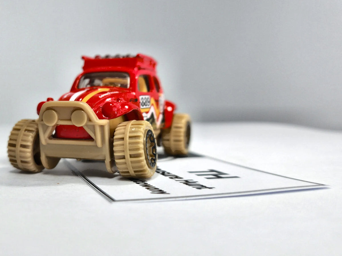 Buggy VOLKSWAGEN BAJA BUG Hot Wheels 2021 Czerwony 1:53 TH Treasure Hunt – zdjęcie 5