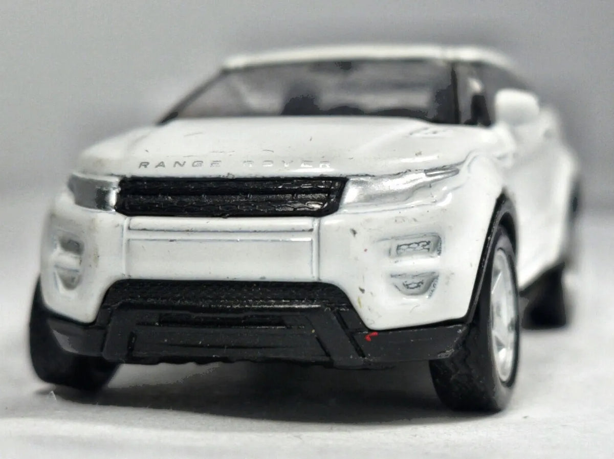 Range Rover Evoque Welly 1:64 Luzak Biały – zdjęcie 5