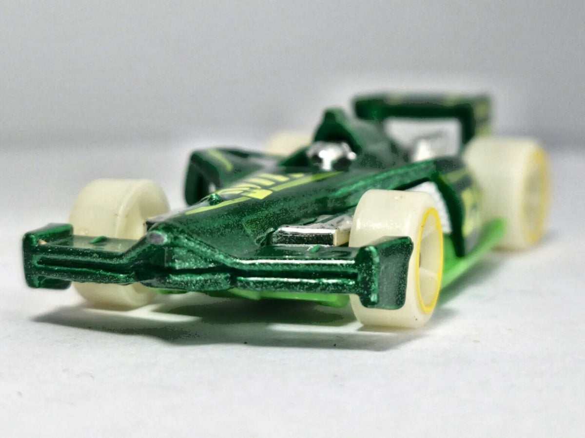 WINNING FORMULA Hot Wheels 2014 Zielony 1:64 – zdjęcie 5