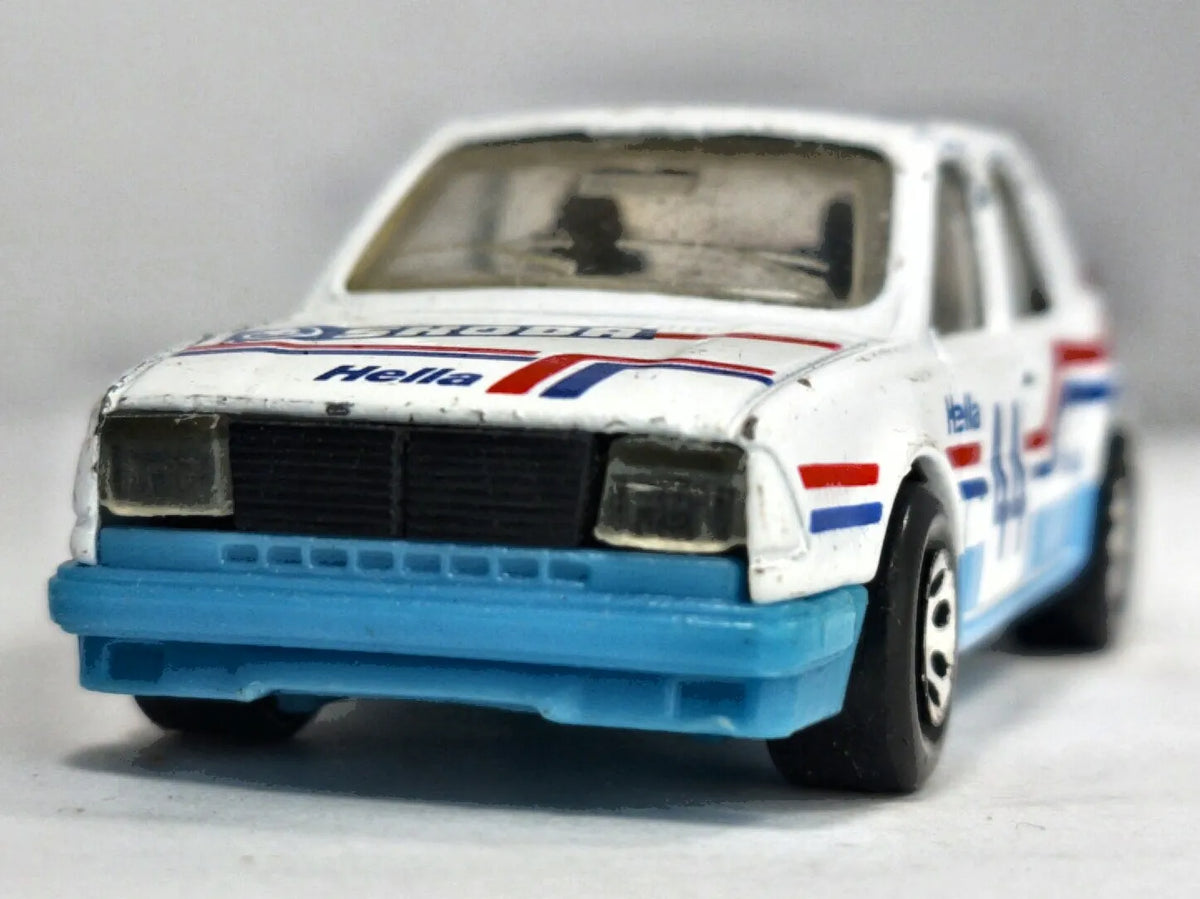 SKODA 130 LR Matchbox 1986 Biały 1:57 – zdjęcie 5