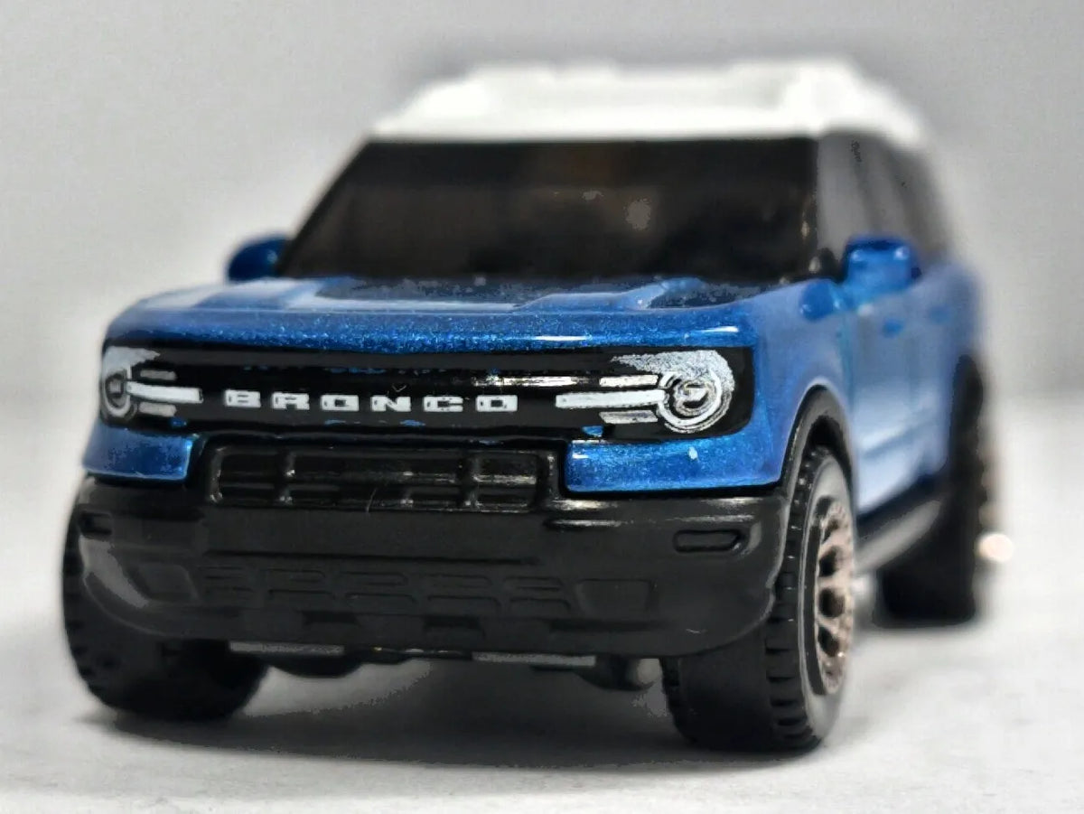 2022 Ford Bronco Sport Matchbox 2023 Mainline 1:64 Niebieski Miejski – zdjęcie 5