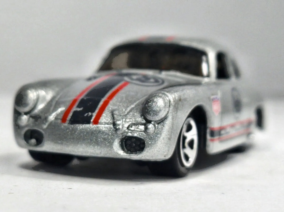 1966 Porsche 356A Outlaw Hot Wheels 2015 HW Showroom 1:64 Luzak Srebrny – zdjęcie 5