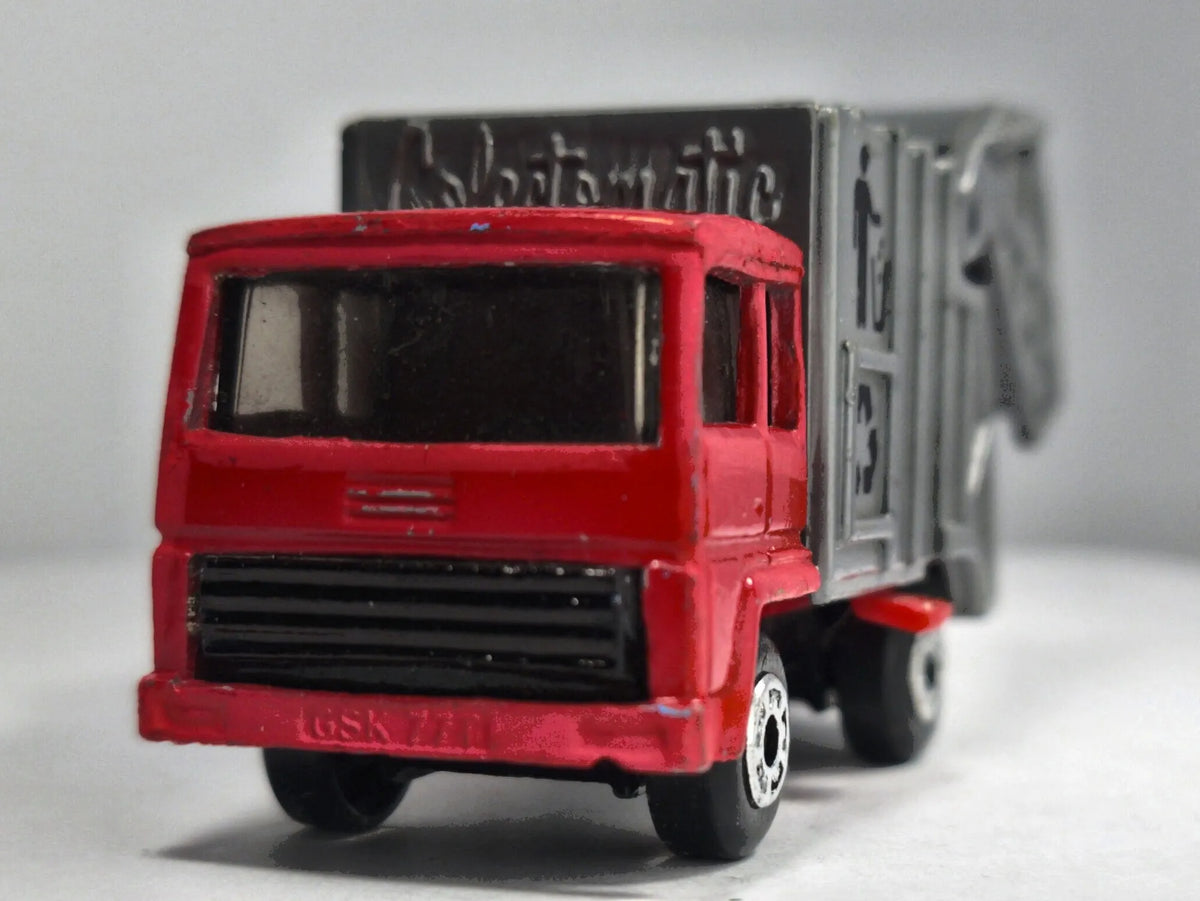 REFUSE TRUCK, ŚMIECIARKA, Matchbox 1979, Die cast, Czerwony, 1:64, Resoraki – zdjęcie 5