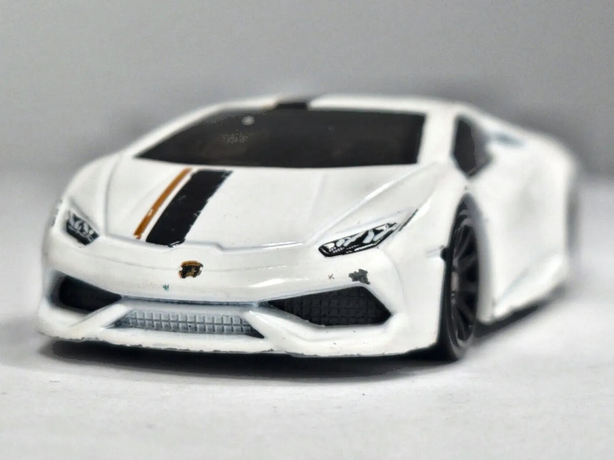 Lamborghini Huracán Lp 610-4 Hot Wheels 2014 HW EXOTICS 1:64 Luzak Biały – zdjęcie 5
