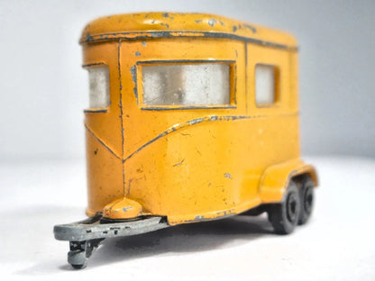 PONY TRAILER, Matchbox, Made in England, Die cast, Żółty, 1:64, Resoraki – zdjęcie 5