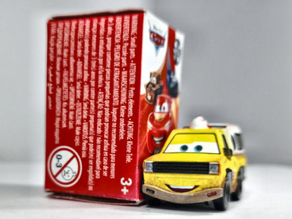 TODD (TADEK) Cars Disney Żółty 1:72 – zdjęcie 5