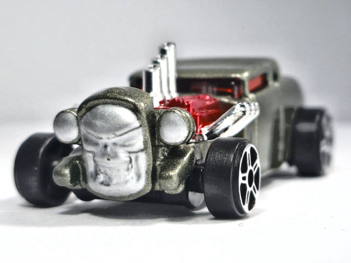 KNUCKLE DRAGGER Maisto Grafitowy 1:64 – zdjęcie 5