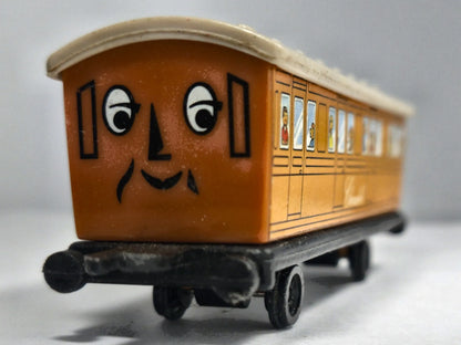 CLARABEL (THOMAS & FRIENDS), Ertl 2001 Die cast 0277 Pomarańczowy, Resoraki – zdjęcie 5