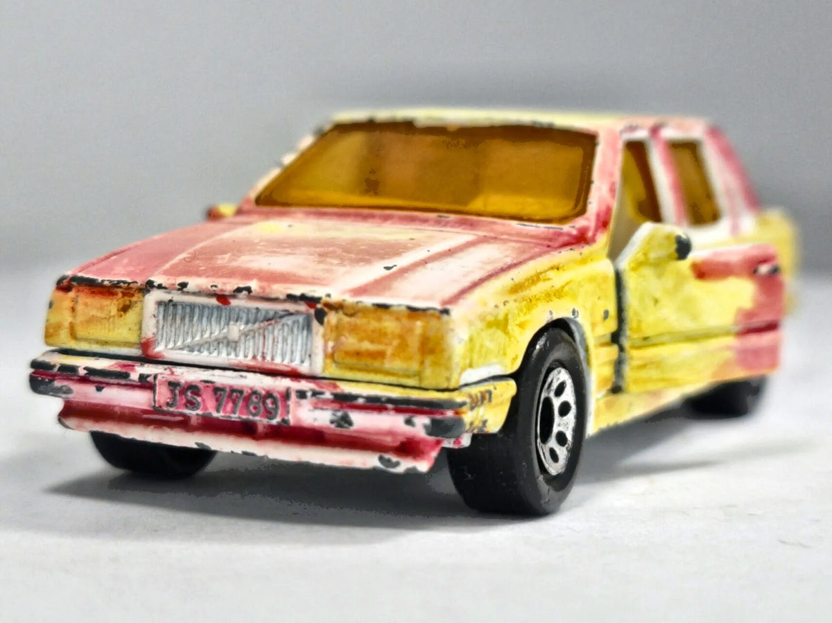 Volvo 760 Matchbox 1986 Żółty 1:57 Custom Art – zdjęcie 5