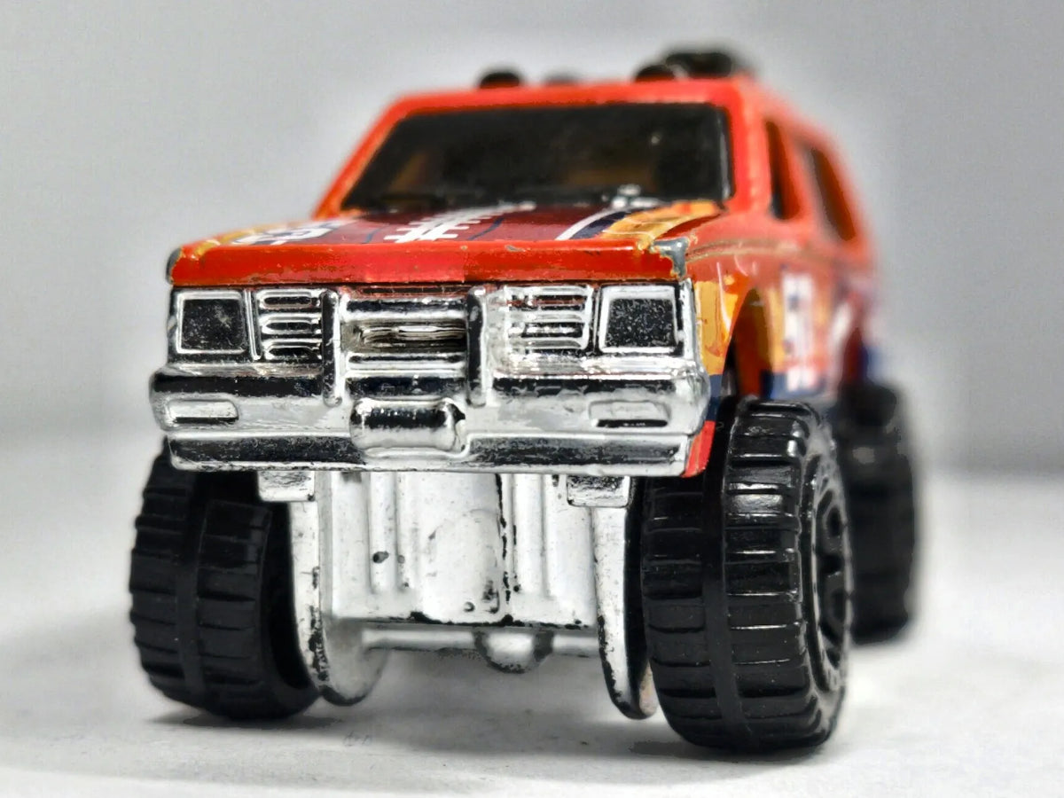 Chevrolet K5 Blazer Hot Wheels 2015 HW Off-Road 1:64 50 Luzak Czerwony – zdjęcie 5
