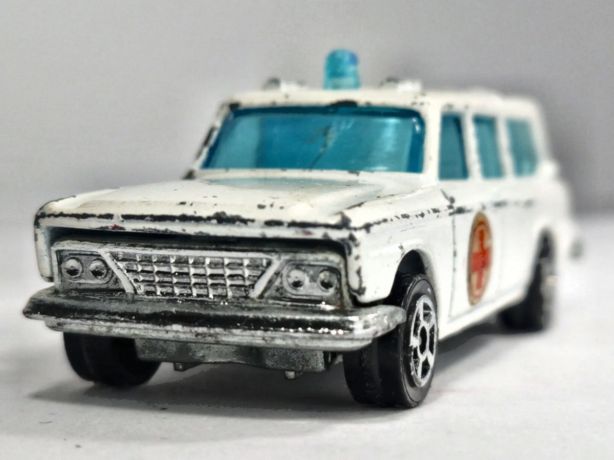 STUDEBAKER WAGONAIRE Whizzwheels Corgi '70 Biały 1:58 Made in Gt Britain – zdjęcie 5