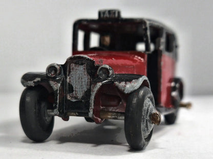 GRAHAM SEDAN TAXI Tootsie Toy 1936 Czerwony 1:55 Made in United States – zdjęcie 5