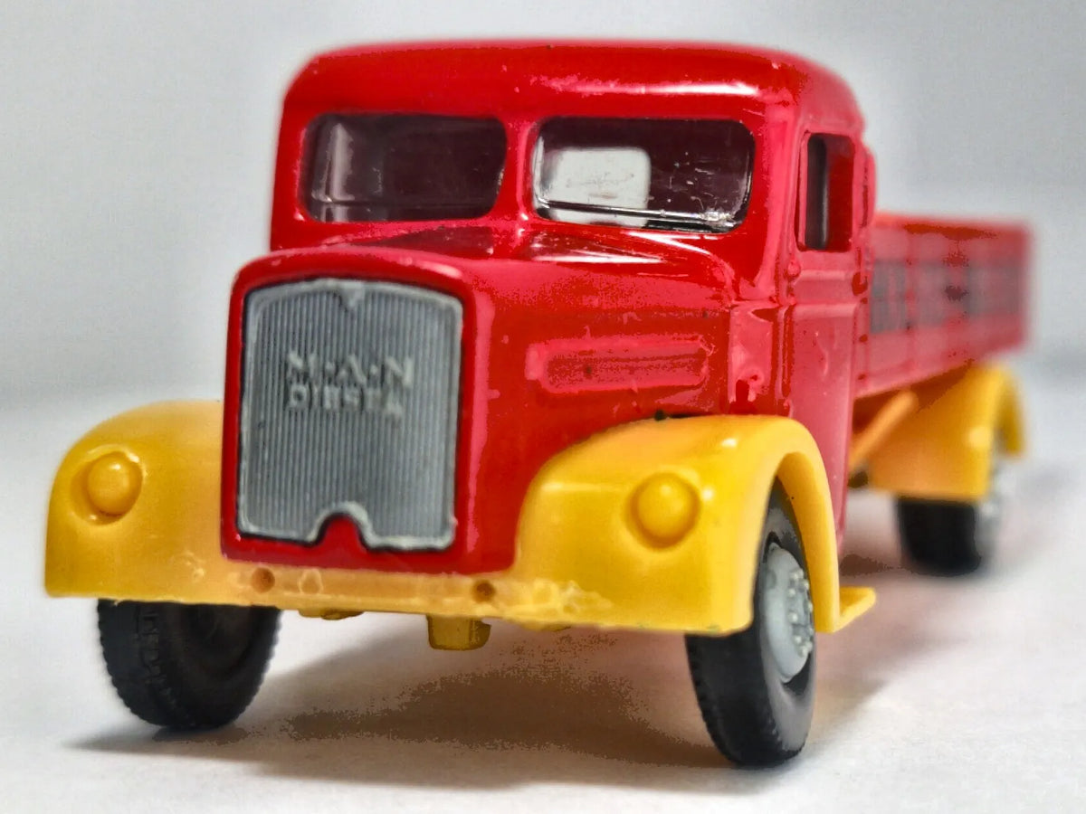 MAN DIESEL, HENSCHEL HS 14/16 PRITSCHEN-LKW, Hummer 1965–69, Czerwony, 1:87 – zdjęcie 5
