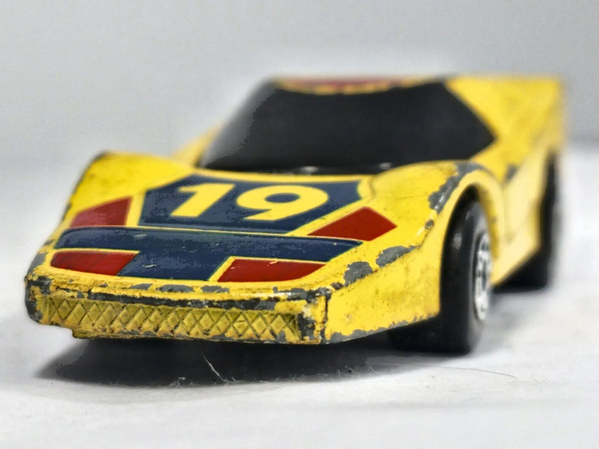 Super GT Matchbox 1985 Superfast 1:64 19 Luzak Żółty – zdjęcie 5