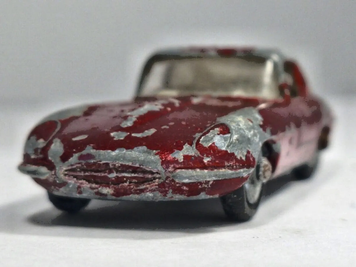 E-TYPE JAGUAR, Matchbox 1962, Made in England, Die cast 32, Czerwony, 1:64 – zdjęcie 5