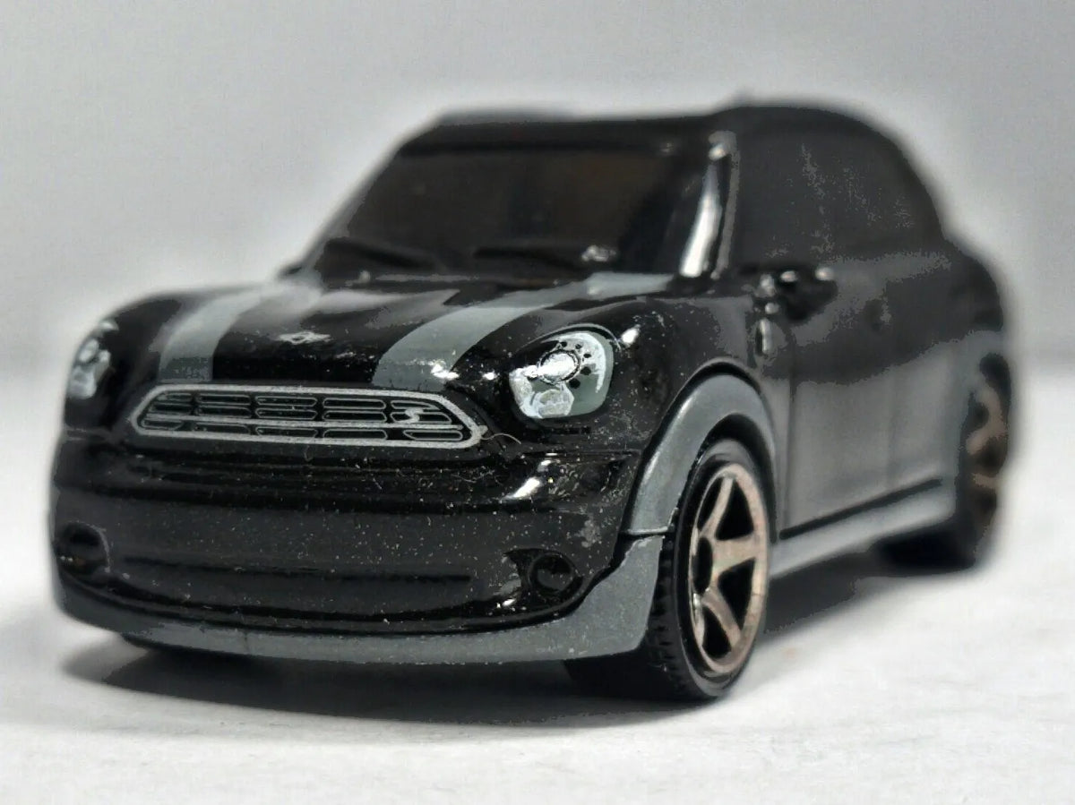2011 Mini Cooper Countryman Matchbox 2018 Czarny 1:58 – zdjęcie 5