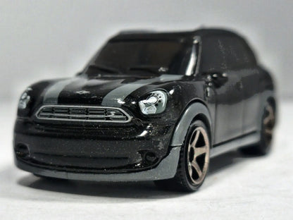 2011 Mini Cooper Countryman Matchbox 2018 Czarny 1:58 – zdjęcie 5