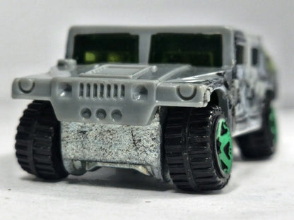 Hummer H1 Hot Wheels 1:64 Luzak Szary – zdjęcie 5
