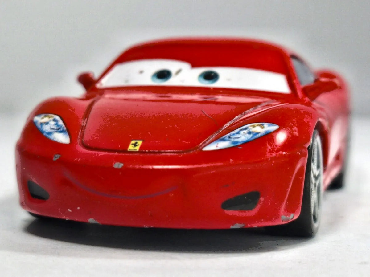 Ferrari F430 Disney/Pixar Cars 1:64 Luzak Czerwony Auta – zdjęcie 5