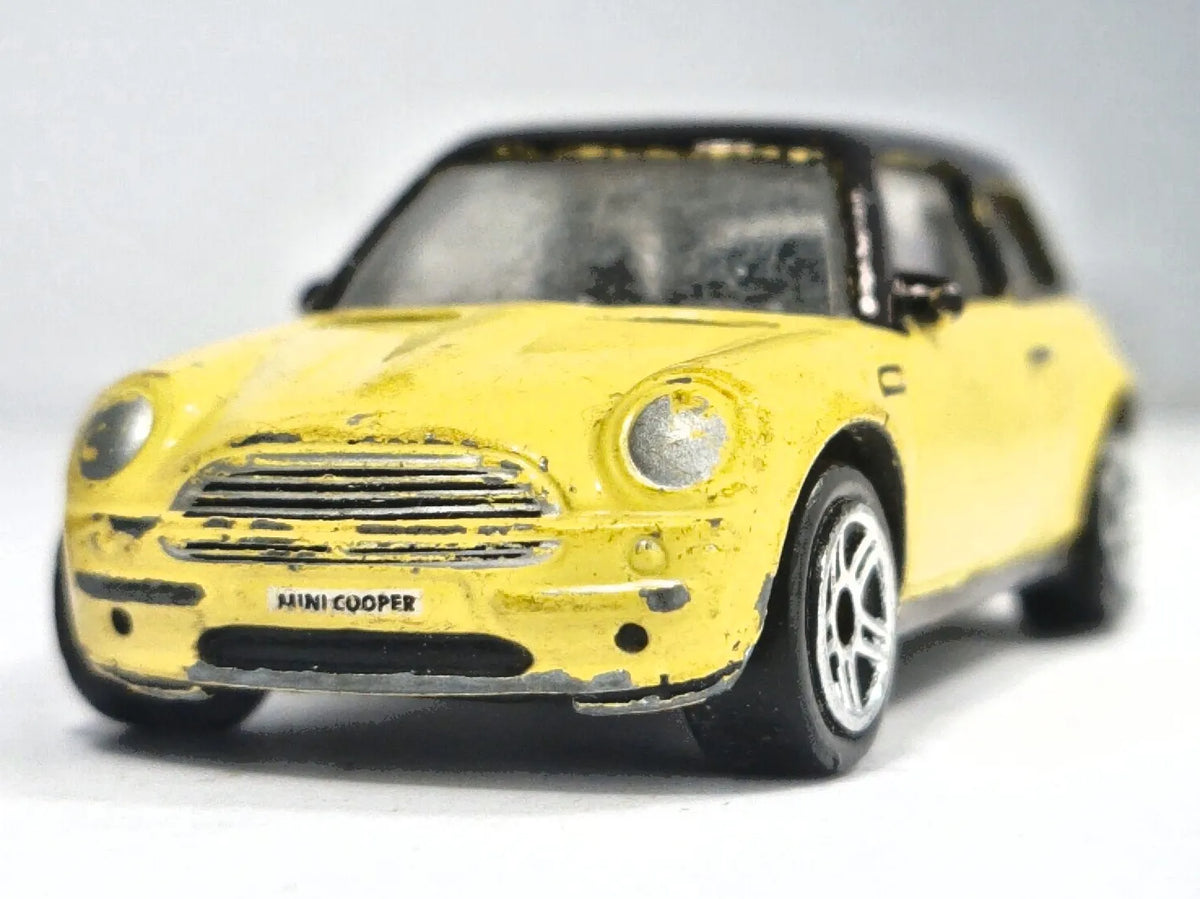 BMW NEW MINI, Realtoy, Die cast, Żółty i Czarny, 1:56, Resoraki – zdjęcie 5