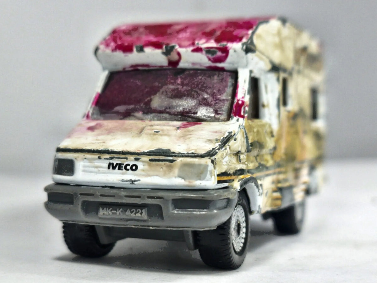 Iveco Daily SIKU 1:55 Kamper ADRIA Luzak Różowy – zdjęcie 5