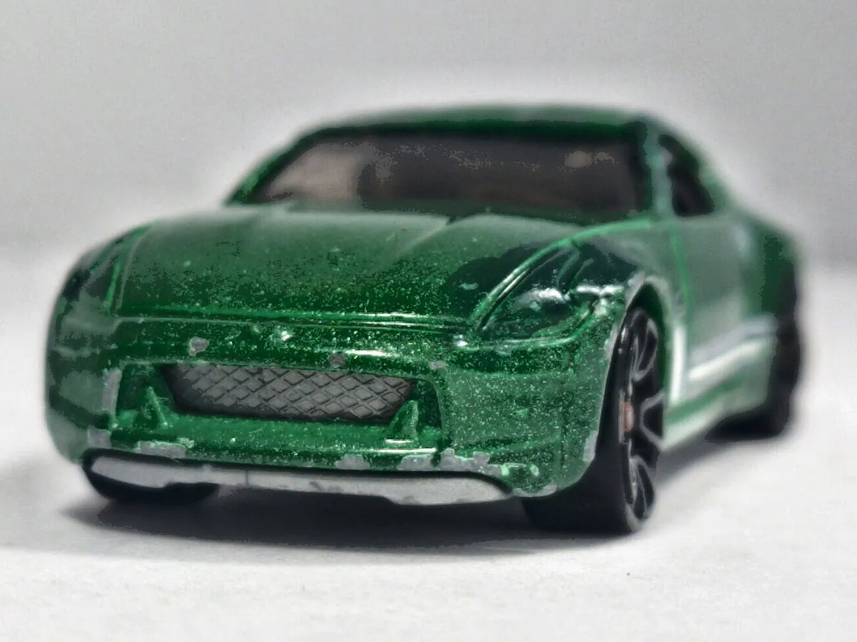 Nissan 370Z Hot Wheels 2009 Zielony 1:57 – zdjęcie 5