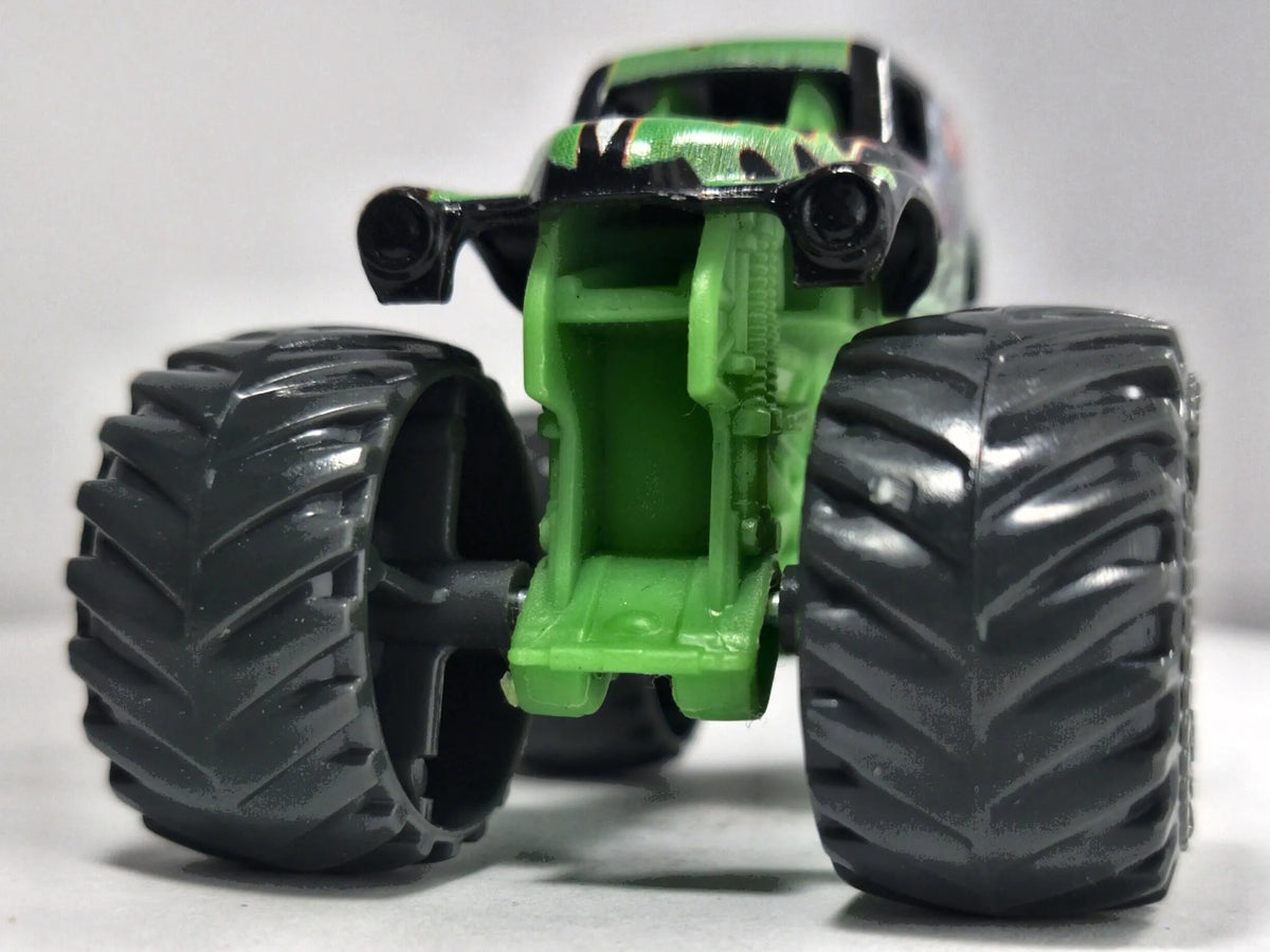 Grave Digger Spin Master 1:64 Monster Truck Luzak Czarny – zdjęcie 5