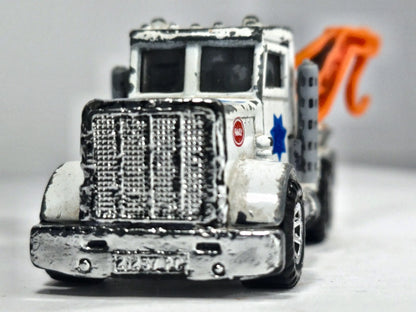 Peterbilt Matchbox 1981 Superfast 1:80 Ciężarówka POLICE Luzak Policja – zdjęcie 5