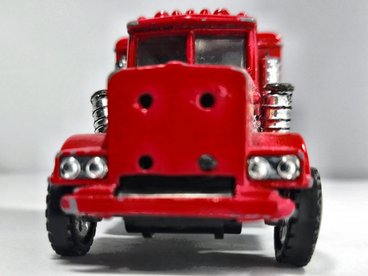 Kenworth W900 Maisto Czerwony 1:43 – zdjęcie 5
