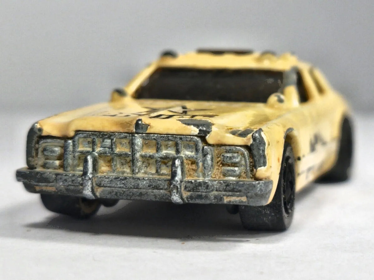 SHERIFF PATROL JAK DODGE MONACO, Hot Wheels 1977, Kremowy, 1:64, Resoraki – zdjęcie 5