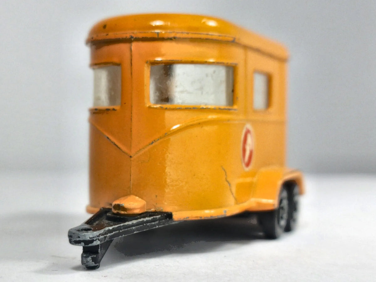 Przyczepa PONY HORSE TRAILER Matchbox Pomarańczowy 1:72 Made in England – zdjęcie 5