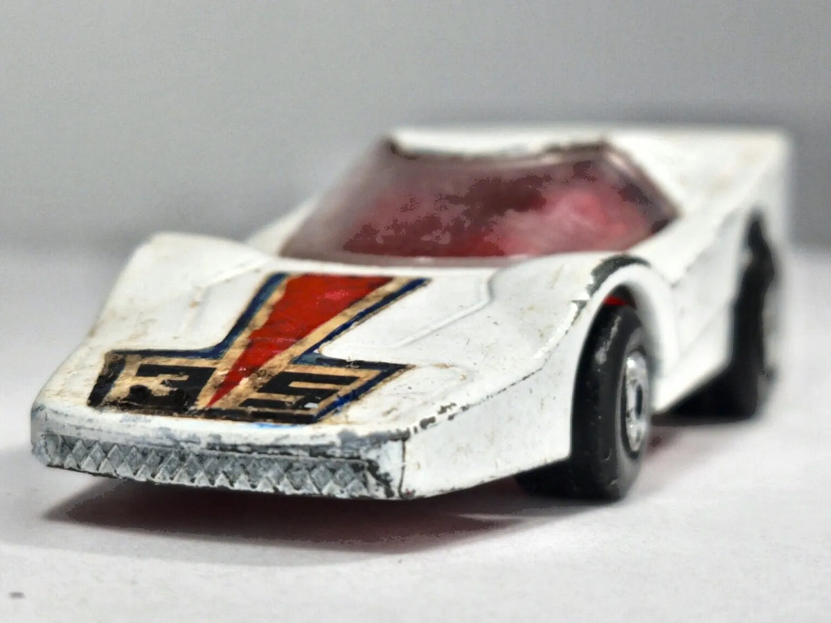 FANDANGO Matchbox Made in England 1975 Biały 1:64 – zdjęcie 5