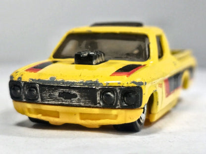 Custom '72 Chevy LUV Hot Wheels 2015 1:64 Pickup Luzak Żółty – zdjęcie 5