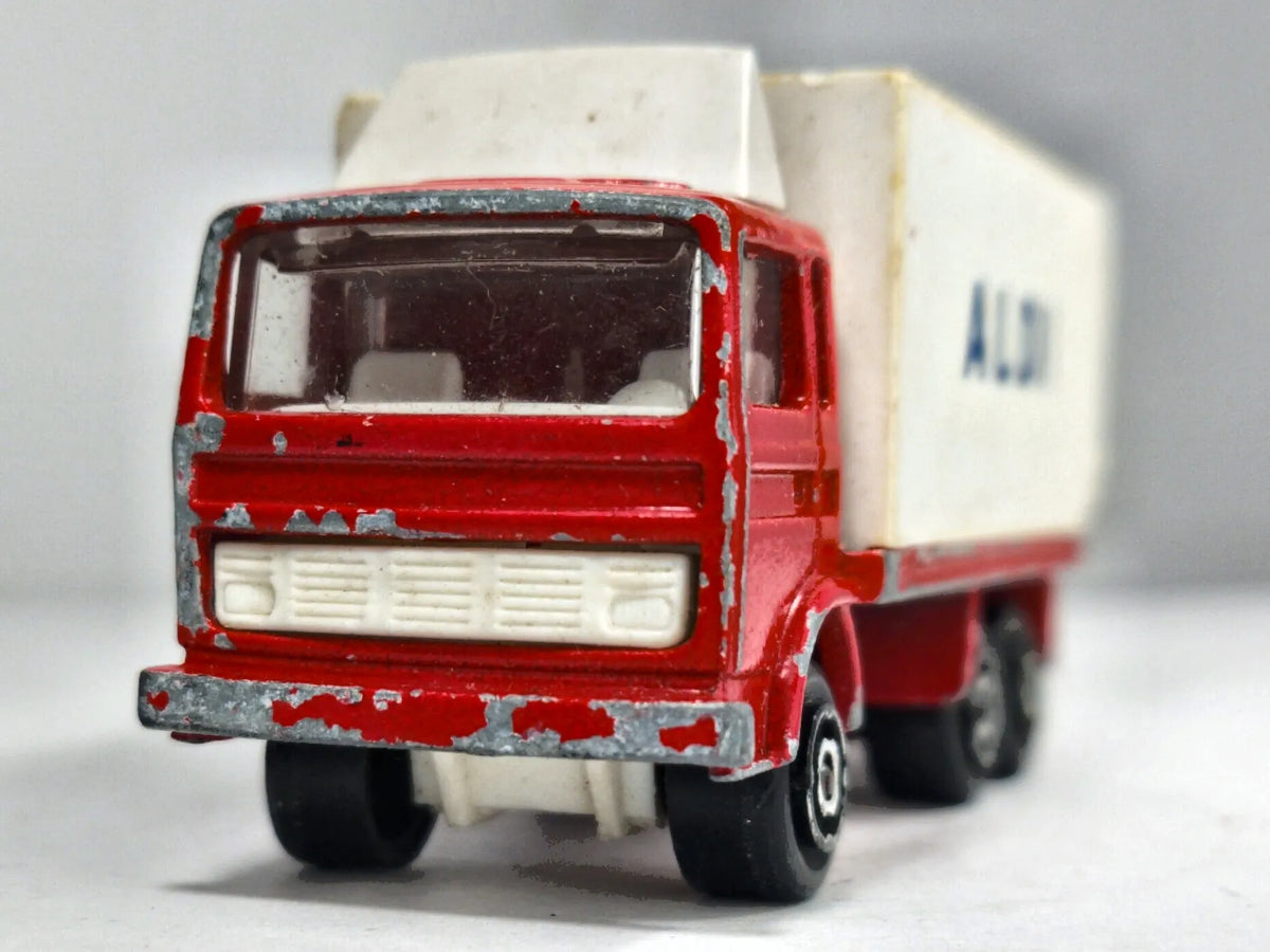 Berliet Majorette 1:100 Made in France Ciężarówka ALDI Luzak Czerwony – zdjęcie 5