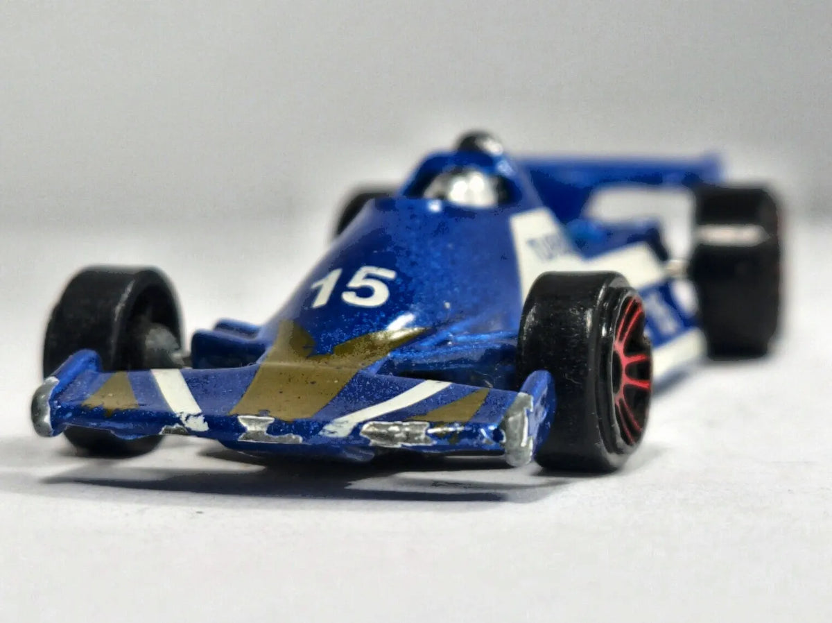 Bolid F1 Maisto 1:64 Bolid F1 TURBO Luzak Niebieski – zdjęcie 5