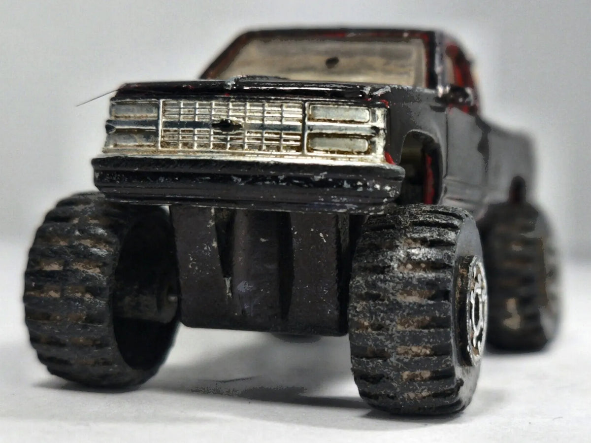 Chevrolet K-1500 Matchbox 1993 1:64 Pickup Luzak Czarny – zdjęcie 5